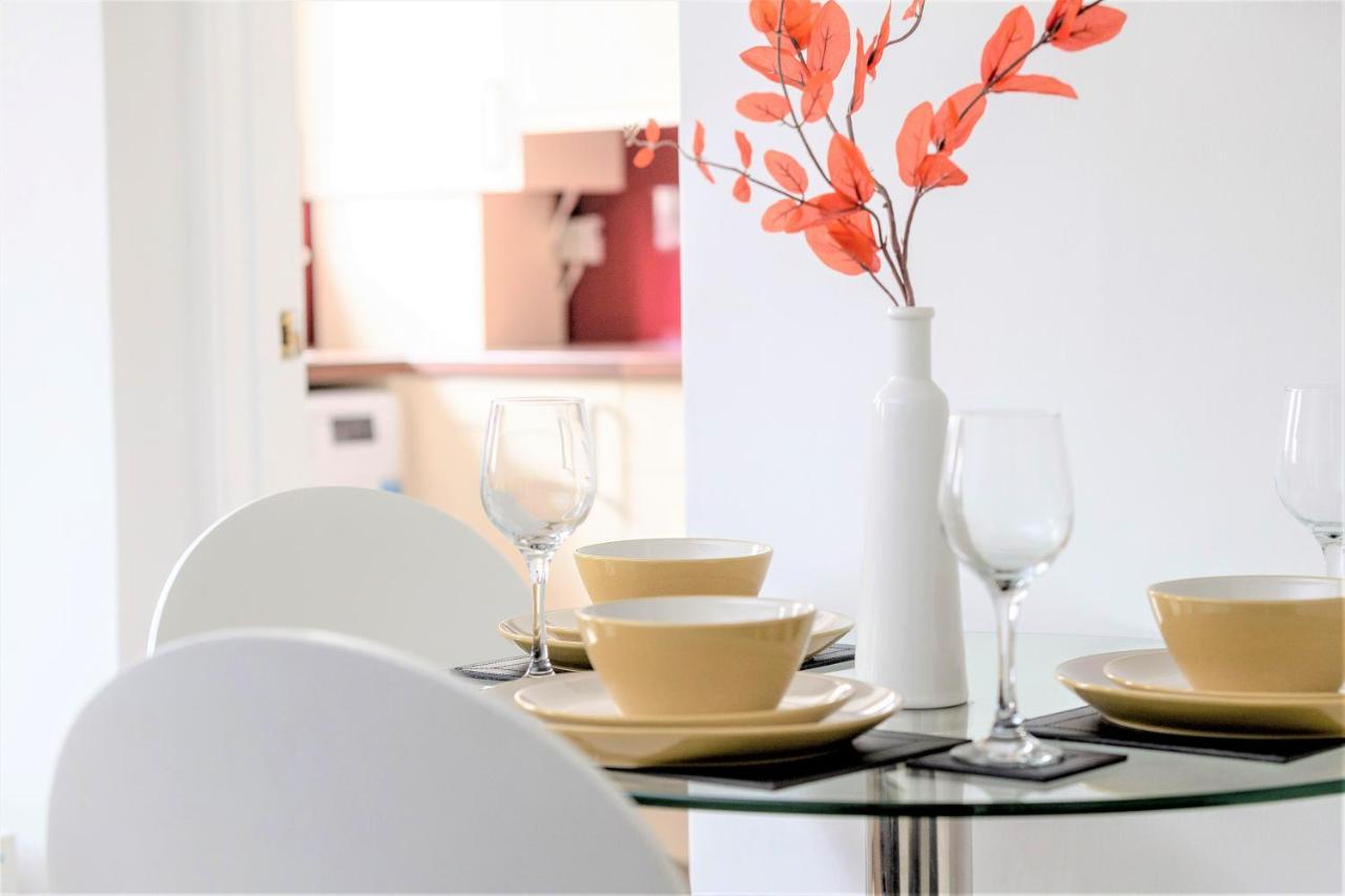 Stunning 1 Bed At Holyrood Palace & Arthurs Seat Edimburgo Exterior foto